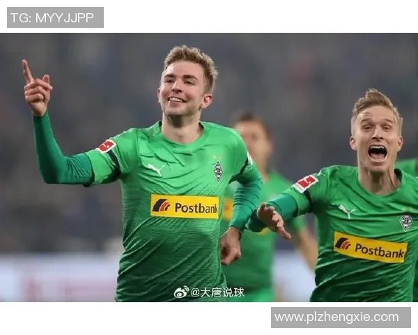 荷兰足球明星加盟德甲球队展现新风采引发球迷热议